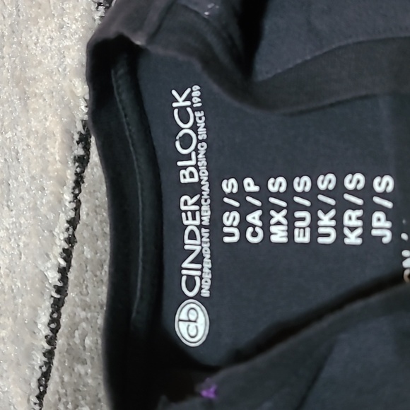 JOHNNY RAMONE RAW-EDGE SILVER GROMMETS GRAPHIC DESIGN TANK-TOP - Picture 3 of 9